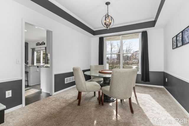 33 Fox Point Court Ne, Ada Twp, MI 49301