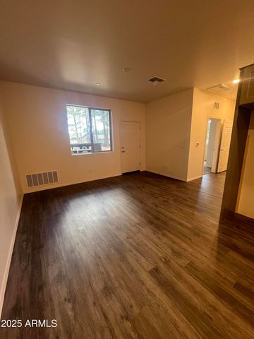 2950 W Presidio Drive 104, Flagstaff, AZ 86001