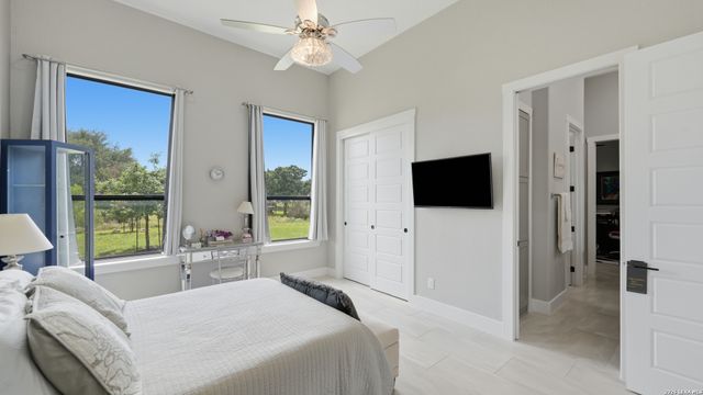 1179 TROTTER LN, New Braunfels, TX 78132