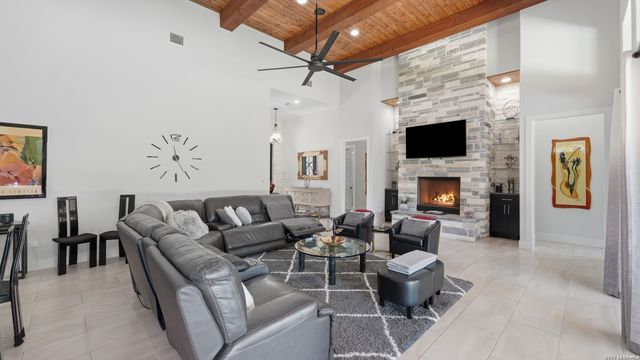 1179 TROTTER LN, New Braunfels, TX 78132