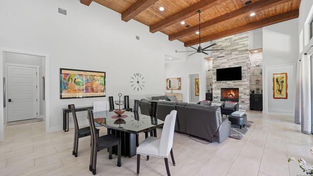 1179 TROTTER LN, New Braunfels, TX 78132