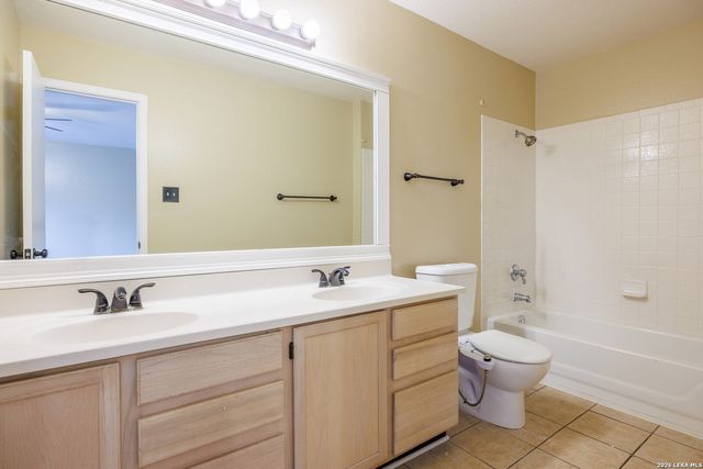 7812 Forest Dream, Live Oak, TX 78233