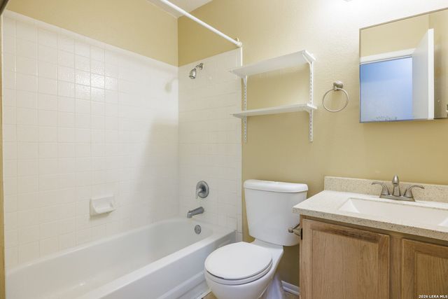 7812 Forest Dream, Live Oak, TX 78233