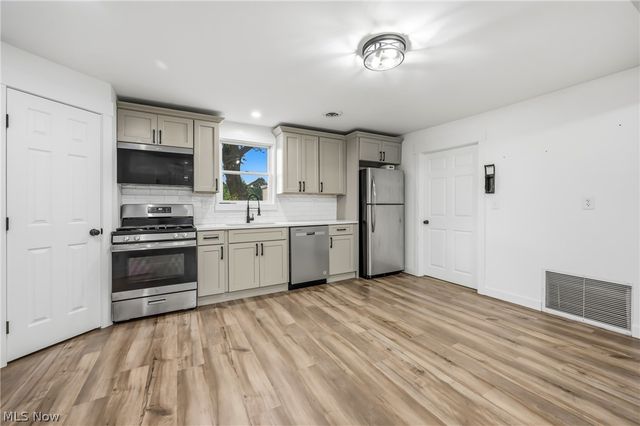 3487 Milear Road, Cortland, OH 44410