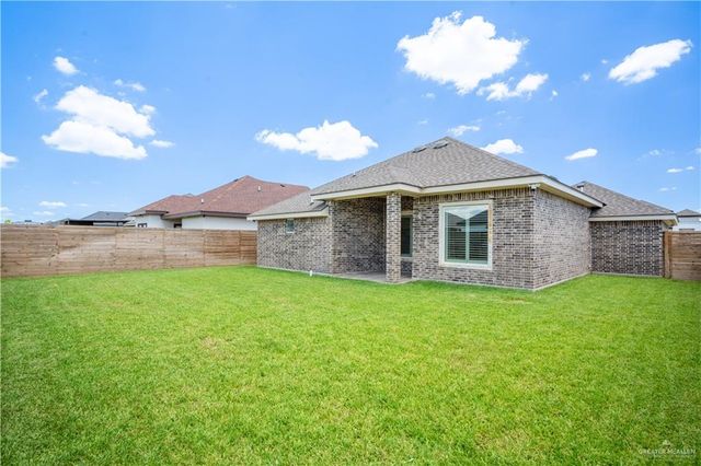 4205 S Carter Avenue, Edinburg, TX 78542