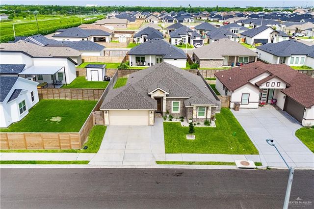 4205 S Carter Avenue, Edinburg, TX 78542