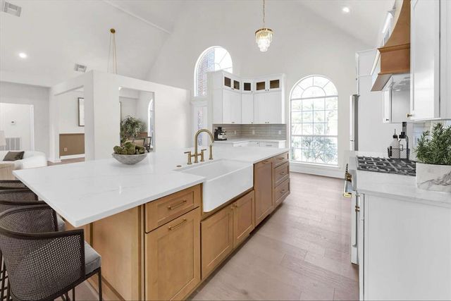 116 Spring Lake Drive, Conroe, TX 77356