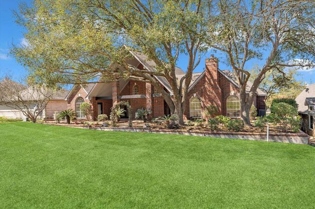 116 Spring Lake Drive, Conroe, TX 77356