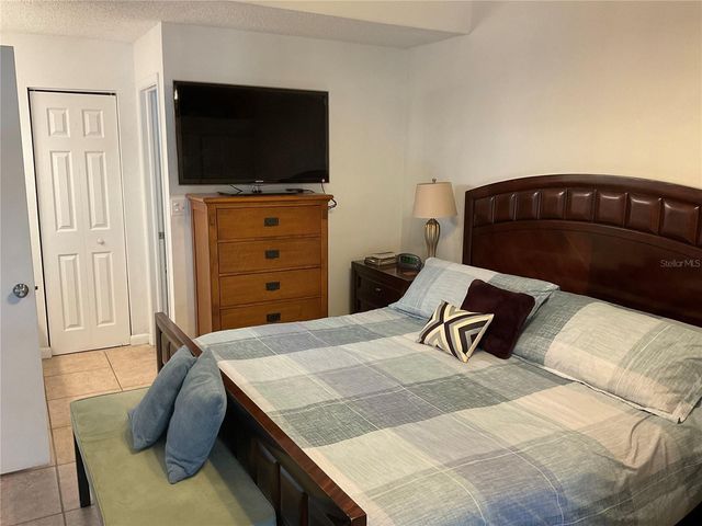 8701 CARROLL PALM PLACE, Tampa, FL 33614