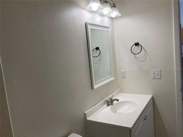 8701 CARROLL PALM PLACE, Tampa, FL 33614