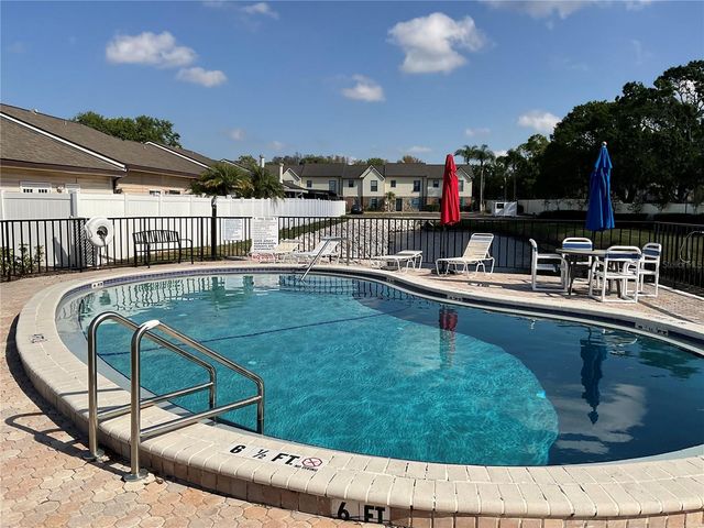 8701 CARROLL PALM PLACE, Tampa, FL 33614