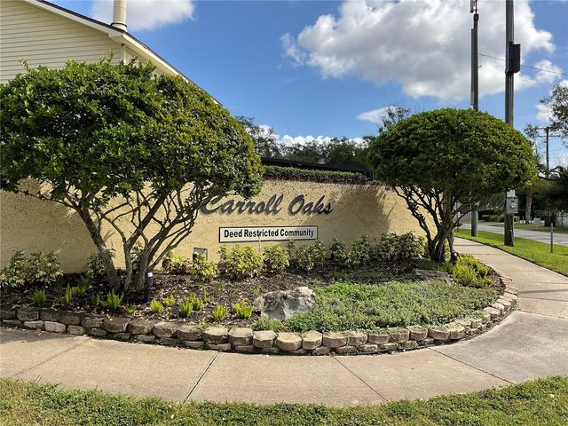 8701 CARROLL PALM PLACE, Tampa, FL 33614