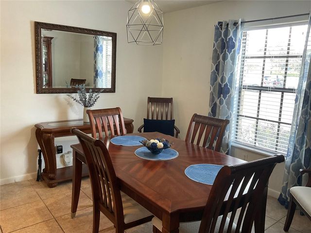 8701 CARROLL PALM PLACE, Tampa, FL 33614