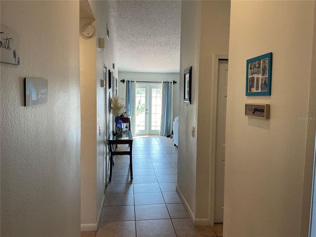 8701 CARROLL PALM PLACE, Tampa, FL 33614