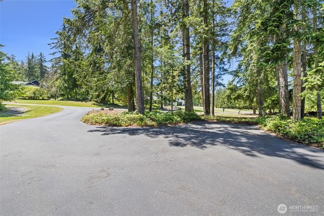 1809 E Woodhaven Lane, Port Angeles, WA 98362