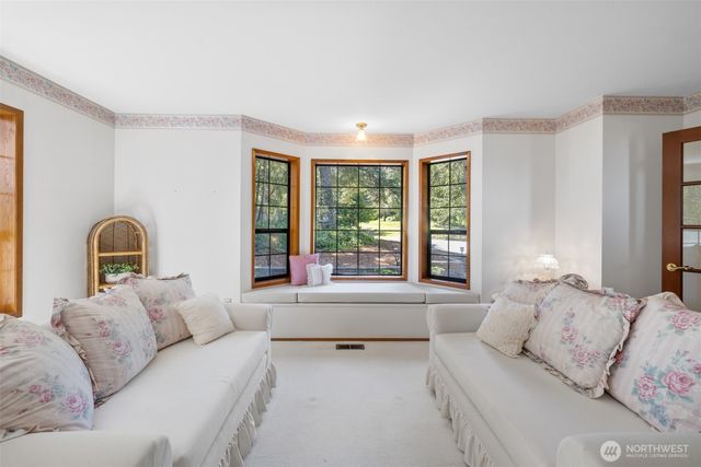 1809 E Woodhaven Lane, Port Angeles, WA 98362