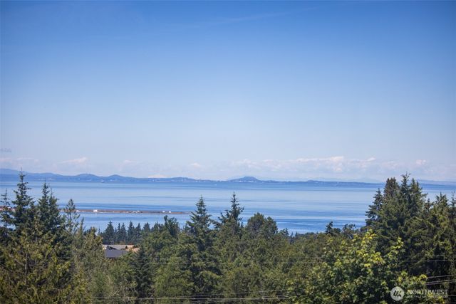 1809 E Woodhaven Lane, Port Angeles, WA 98362