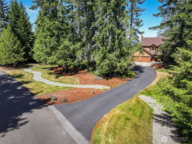 1809 E Woodhaven Lane, Port Angeles, WA 98362