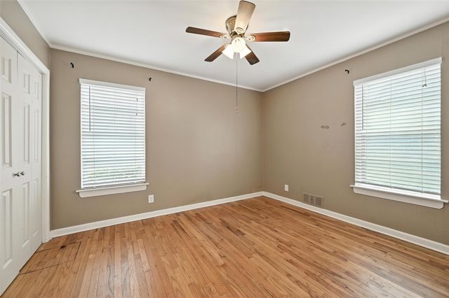 1221 Simpson Drive, Hurst, TX 76053