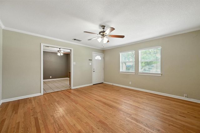 1221 Simpson Drive, Hurst, TX 76053