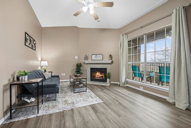 4113 Esters Road 609, Irving, TX 75038