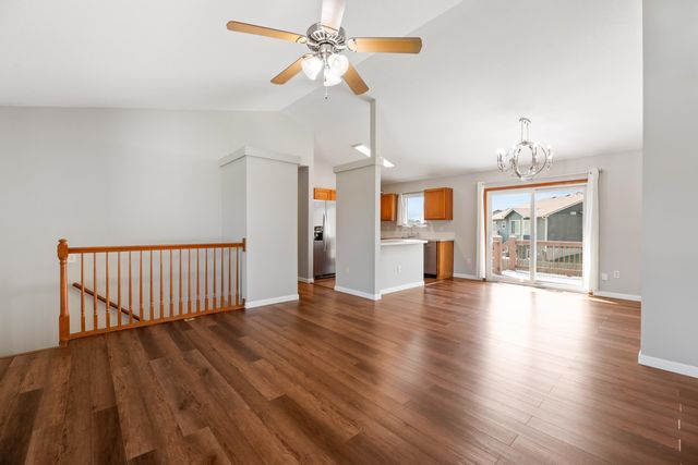 10445 E Fawn Grove Ct, Wichita, KS 67207