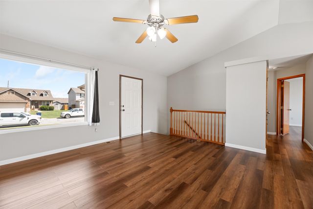 10445 E Fawn Grove Ct, Wichita, KS 67207