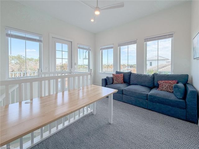 6573 DOMINICA DR 202, Naples, FL 34113