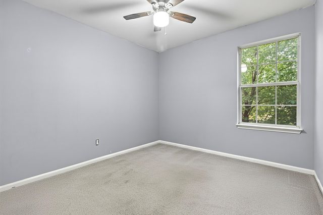 223 Warner Bend, Hutto, TX 78634