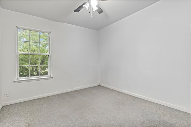 223 Warner Bend, Hutto, TX 78634