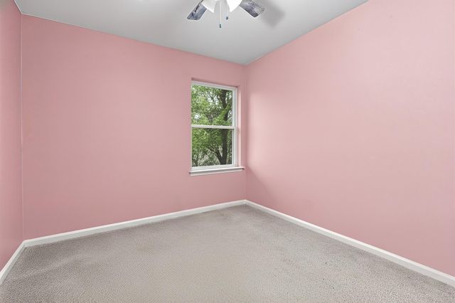 223 Warner Bend, Hutto, TX 78634