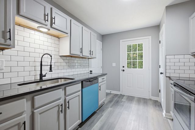 4166 Providence Park Ln, Nashville, TN 37211