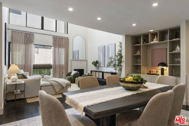 11628 Montana Avenue 208, Los Angeles, CA 90049
