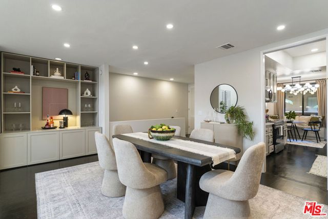 11628 Montana Avenue 208, Los Angeles, CA 90049