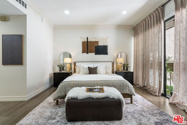 11628 Montana Avenue 208, Los Angeles, CA 90049