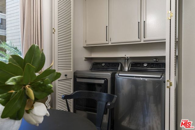 11628 Montana Avenue 208, Los Angeles, CA 90049