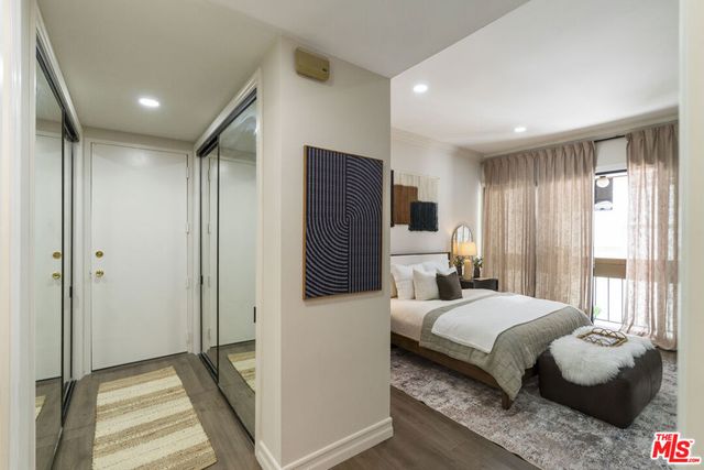 11628 Montana Avenue 208, Los Angeles, CA 90049