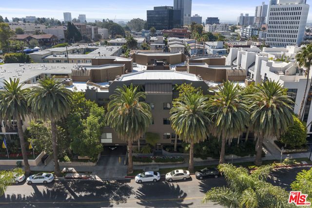 11628 Montana Avenue 208, Los Angeles, CA 90049