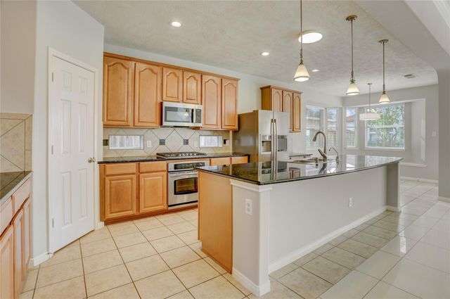 4010 Calabria Bay Court, Missouri City, TX 77459