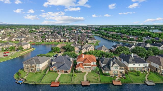 4010 Calabria Bay Court, Missouri City, TX 77459