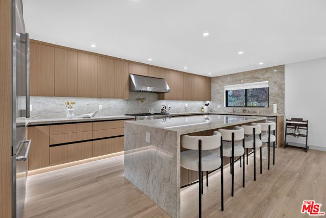 3243 Kirkham Drive, Glendale, CA 91206