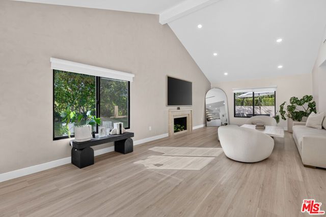 3243 Kirkham Drive, Glendale, CA 91206