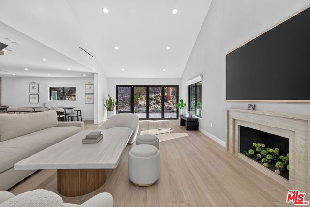 3243 Kirkham Drive, Glendale, CA 91206