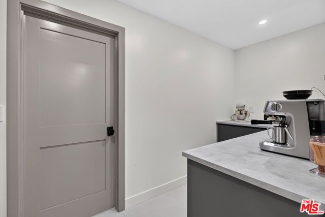3243 Kirkham Drive, Glendale, CA 91206