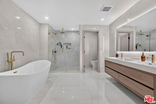 3243 Kirkham Drive, Glendale, CA 91206