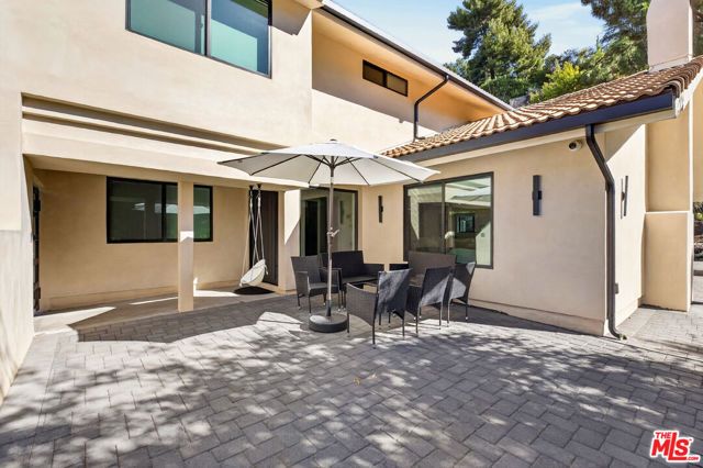 3243 Kirkham Drive, Glendale, CA 91206