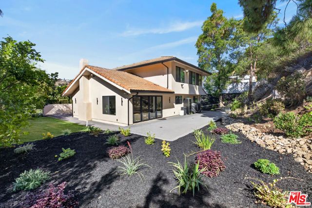 3243 Kirkham Drive, Glendale, CA 91206