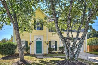 9509 Green Apple Drive, Charlotte, NC 28215