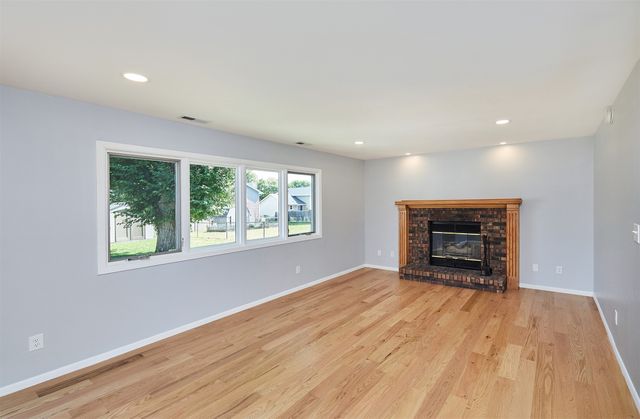 4707 Twana Drive, Des Moines, IA 50310