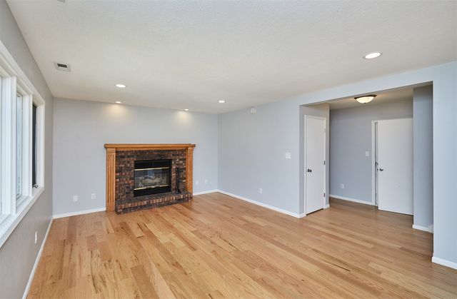 4707 Twana Drive, Des Moines, IA 50310